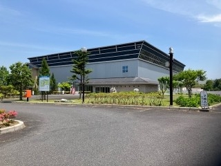 荷物の積み下ろしゾーンはこちらです。